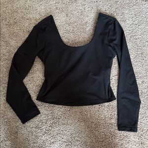 Fabletics Black Long Sleeve Workout Top Small Built in Bra